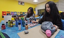 Üstün yetenekli öğrenciler için atıklar çöp değil sanat malzemesi