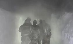 Ağrı-Kağızman yolunda mahsur kalan 2 kişi kurtarıldı