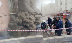 Şanlıurfa’da sünger imalathanesinde yangın