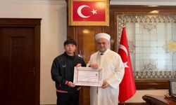 Güney Koreli Minwoo Adana’da Müslüman oldu