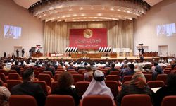 Irak'ta cumhurbaşkanı seçimi ertelendi