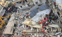 Lübnan'da bir bina çöktü: 6 ölü, 7 yaralı