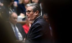 Starmer hükümeti, Epstein'in gölgesinde sarsılıyor