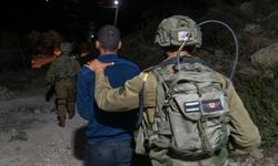 Batı Şeria'da işgalci baskınları: Biri gazeteci 11 Filistinli alıkonuldu