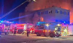 Çekya'da siyonist rejim ile bağlantılı silah fabrikası kundaklandı