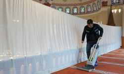 Malatya'da bayram öncesi cami ve mezarlıklar temizleniyor