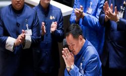 Tayland’da 20 yıl sonra bir ilk: Aynı başbakan yeniden seçildi