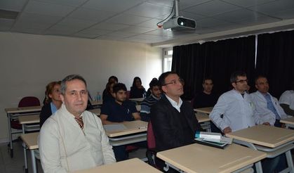 Dicle Üniversitesi Klinik Doktor Ve Hemşirelerine Diyabet  Eğitimi Verildi