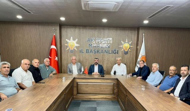 AK Parti Mardin İl Başkanı Kılıç mahalle muhtarlarıyla bir araya geldi