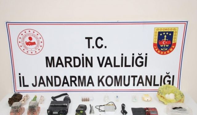 Mardin'de PKK'lı teröristlere ait patlayıcı düzeneği ve malzemeler ele geçirildi