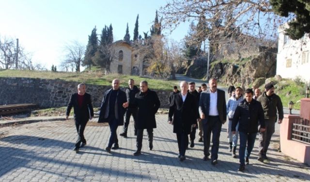 Gaziantep Valisi Gül, İslahiye'de temaslarda bulundu