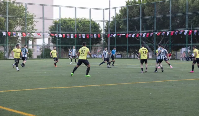 Mersin Büyükşehir Belediyesi 3. Birimler Arası Futbol Turnuvası başladı