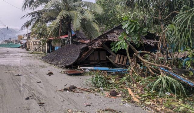 Filipinler'de tayfun: 8 ölü