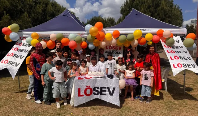 LÖSEV’in kahraman çocukları karne sevinci yaşadı