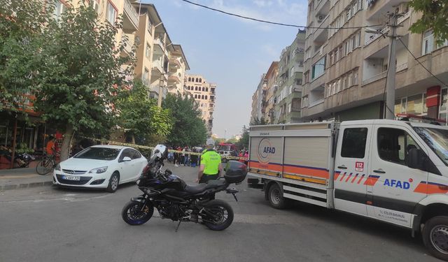 Diyarbakır’da kolonlarında hasar oluşan apartman tahliye edildi