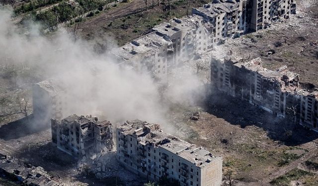 Rus birlikleri Donetsk bölgesindeki önemli bir kasabayı ele geçirdi