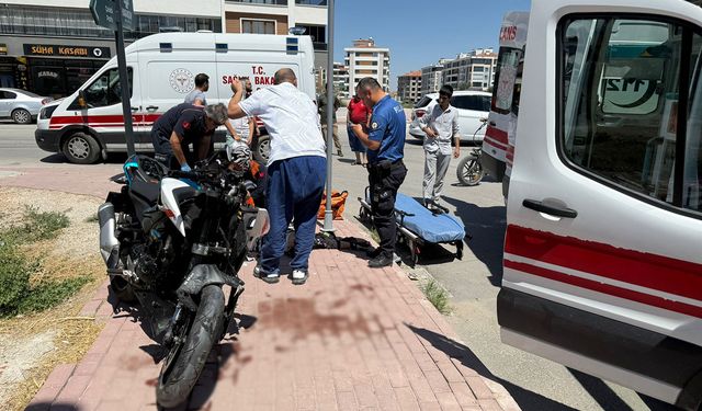 Konya'da otomobil ile motosiklet çarpıştı: 1 yaralı