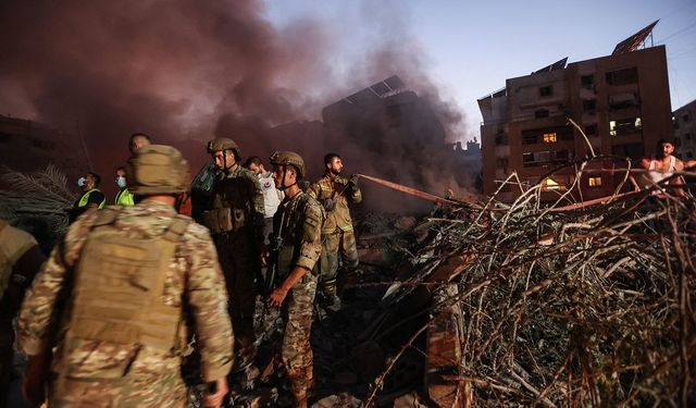 Lübnan'da askeri depoda patlama: 6 asker öldü
