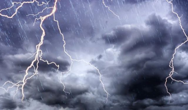 Meteorolojiden Doğu Karadeniz için gök gürültülü sağanak uyarısı