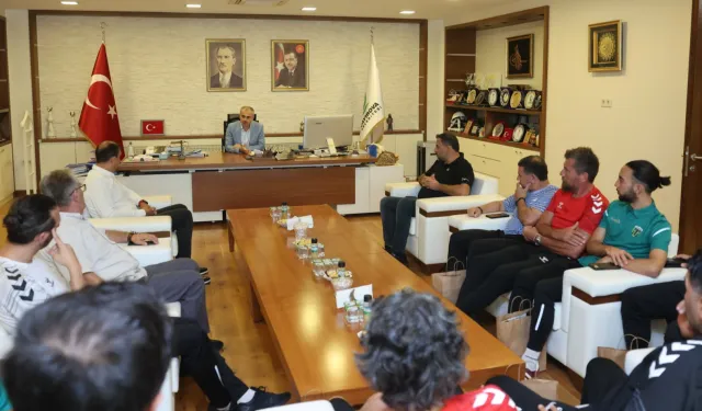 Çayırovaspor’dan Başkan Çiftçi’ye 45. yıl ziyareti