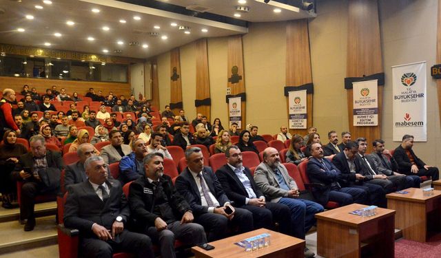 Malatya'da büyükşehir personellerine hizmet içi eğitimi düzenlendi