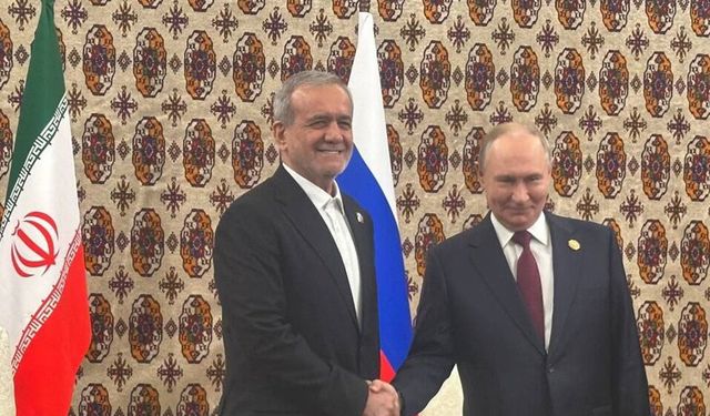 Putin ve Pezeşkiyan Aşkabat'ta görüştü