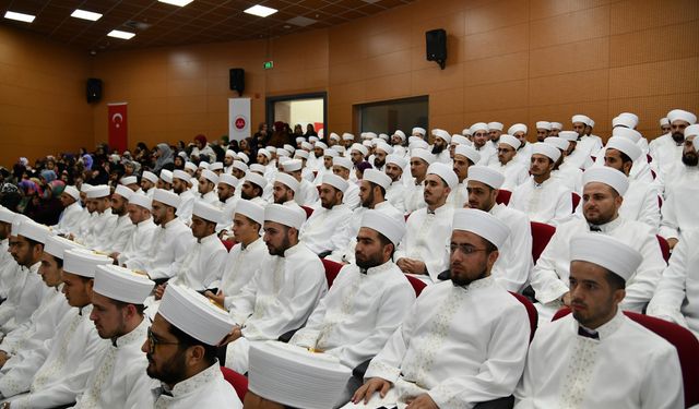 Şanlıurfa’da din görevlileri için mezuniyet töreni düzenlendi