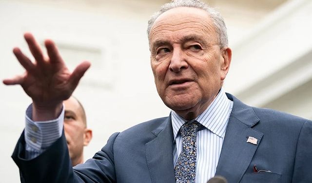 Schumer: Trump'ın Venezuela'ya savaş başlatma yetkisi yok, kongre buna engel olacak