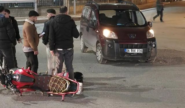 Siirt’te ticari araç ile motosiklet çarpıştı: 1 kişi yaralandı