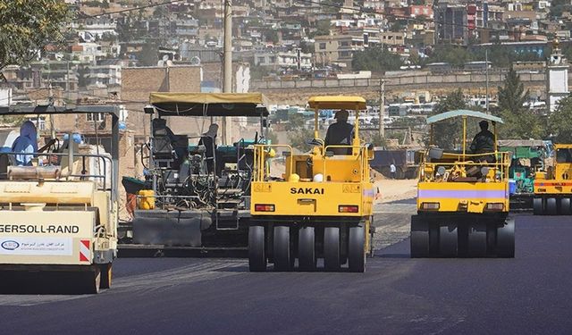 Afganistan, Kabil'in ana otoyollarını birbirine bağlayacak yeni yolun inşaatına başladı