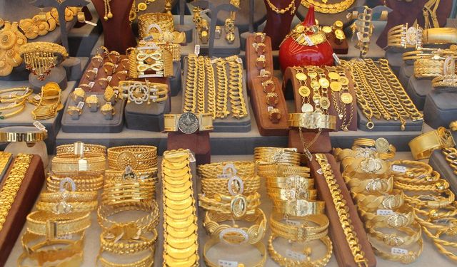 Altın fiyatları bugün düşüş seyrinde