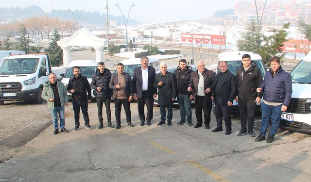 BESO'dan esnafa indirimli araç teslimi yapıldı