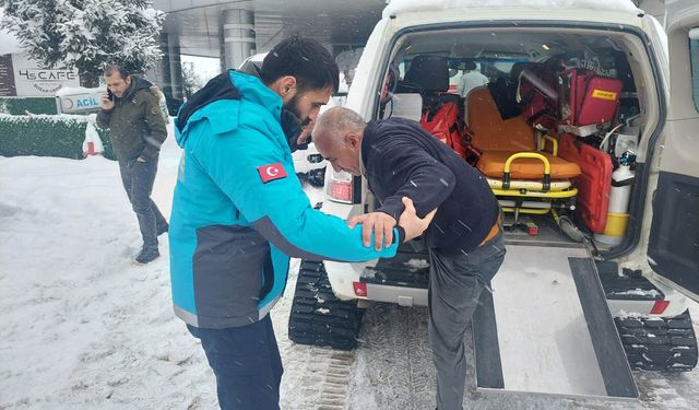 Bingöl’de kar yağışına rağmen hastalara sağlık hizmeti