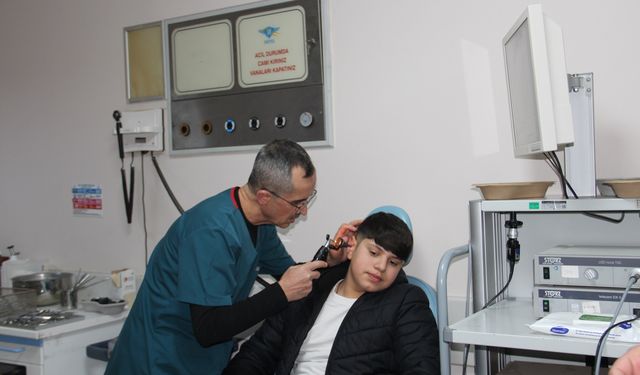 Çocuklarda orta kulak iltihabına dikkat: İşitme kaybına yol açabilir