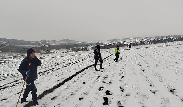 Diyarbakır'da kaybolan kadını arama çalışmaları 7'nci gününde de devam ediyor