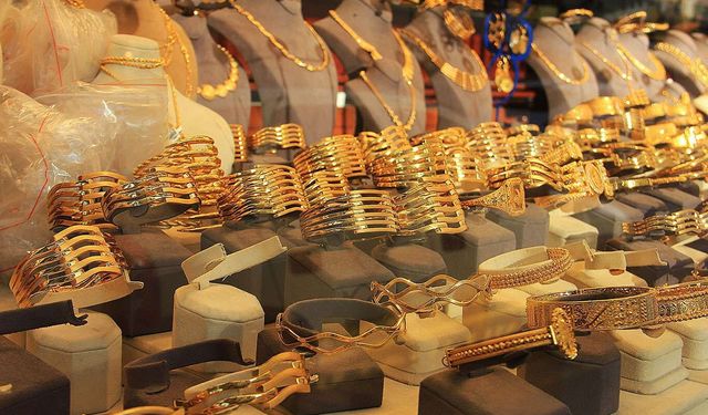 Gram altın bu hafta yatırımcısına yüzde 2,5 kazanç sağladı