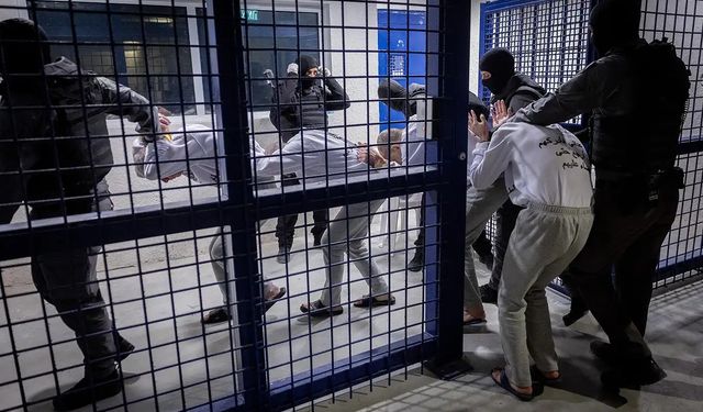 HAMAS: Siyonist rejimin zindanlarındaki esirlere yönelik zulüm insanlık suçudur