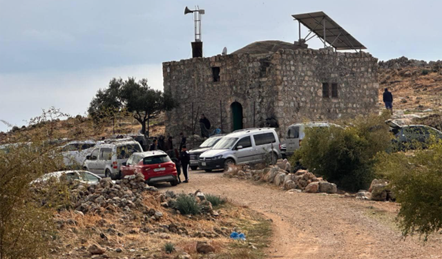 Yahudi çeteler Doğu Nablus'ta bir camiyi tahrip etti