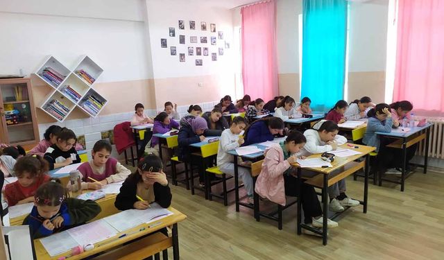 Konya’da Siyer Yarışması'na yoğun ilgi