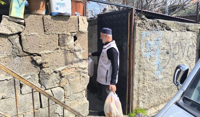 Tarsus Umut Kervanı muhtaçların yüzünü güldürdü