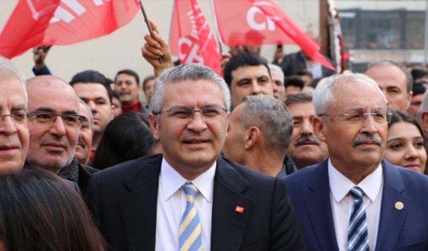 CHP Genel Başkan Yardımcısı Salıcı, Gaziantep'te parti binası açılışında konuştu:
