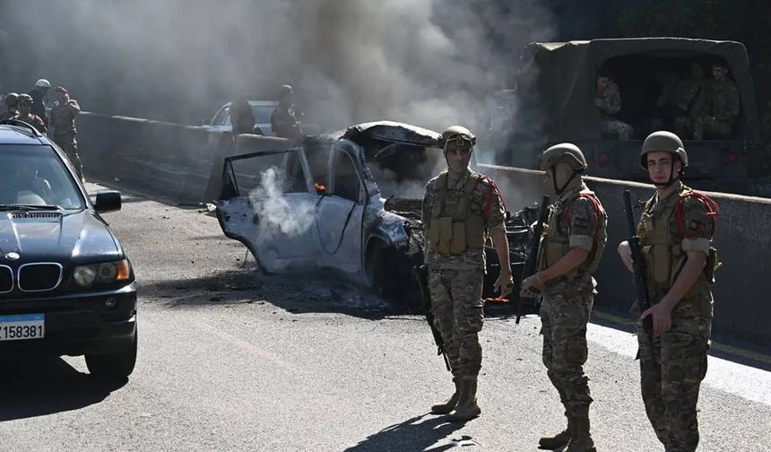 Lübnan'da askeri araçta patlama: 3 ölü