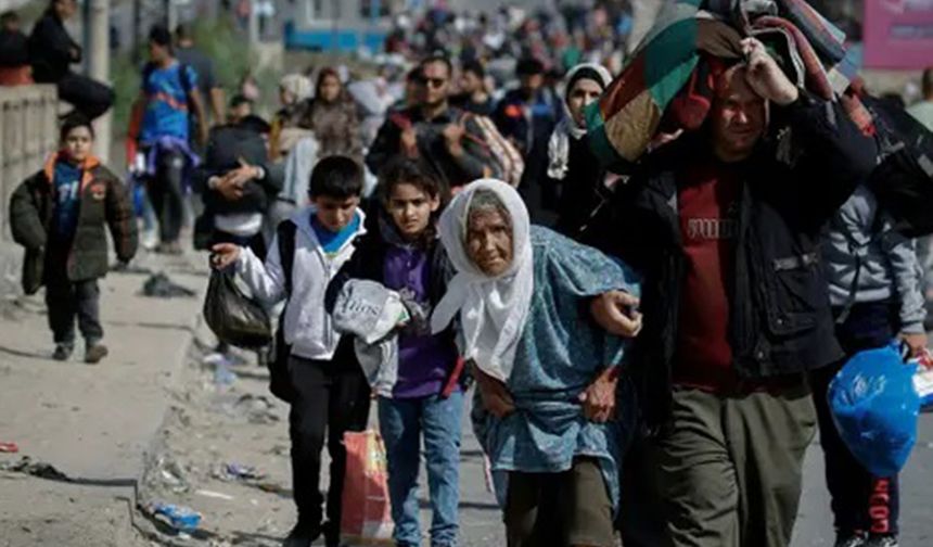 BM: Gazze'de hemen hemen herkes yerinden edildi