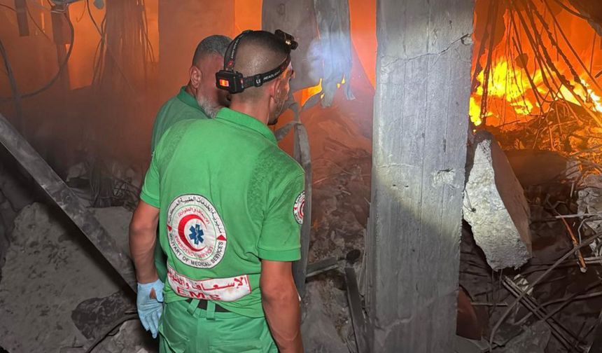 Gazze Sağlık Müdürü el-Berş: Açlık ve bomba ve kurşunla ölüyoruz