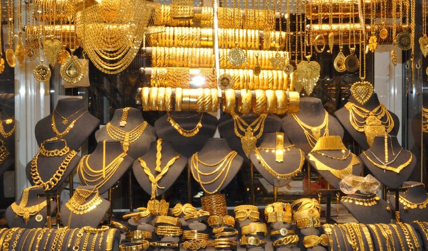 ABD enflasyon verileri altın fiyatlarını salladı