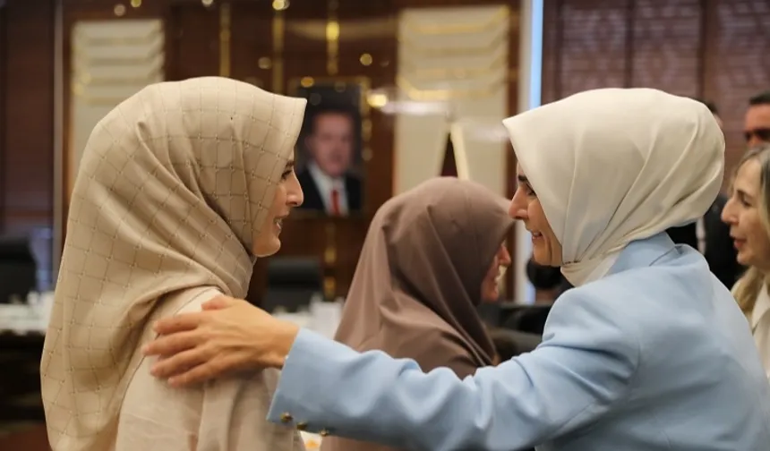 Bakan Göktaş, Bingöl'de şehit aileleri ve gazilerle “Terörsüz Türkiye Kardeşlik Sofrası”nda buluştu