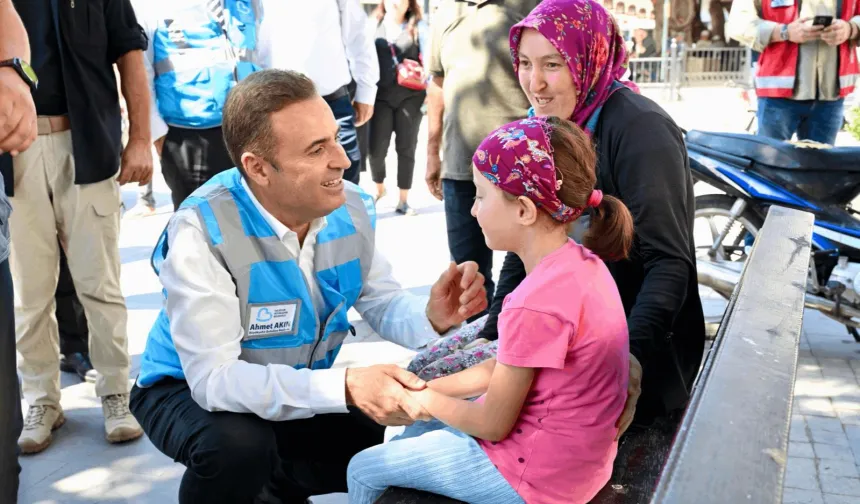 Balıkesir'de depremzedelere 'büyük' destek