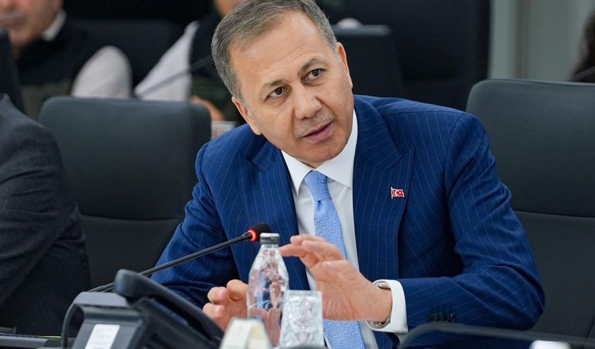Bakan Yerlikaya: 438 suçlu yurtdışından Türkiye'ye iade edildi