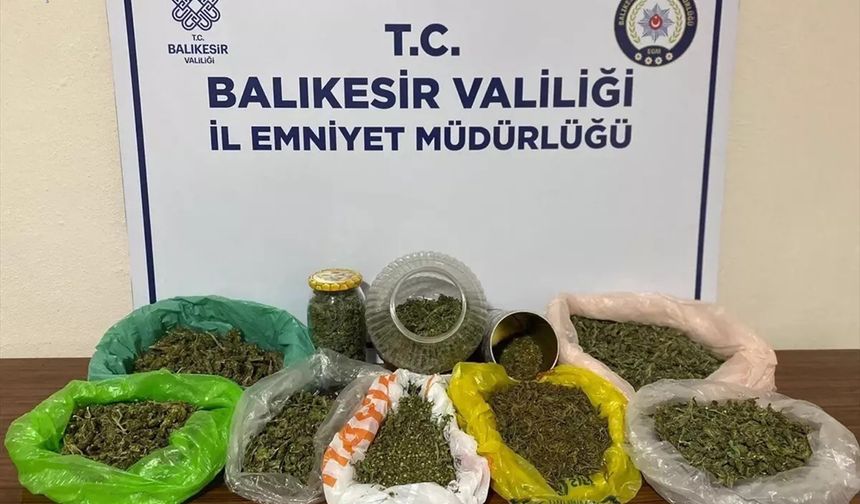 Balıkesir'de uyuşturucu operasyonu: 2 gözaltı