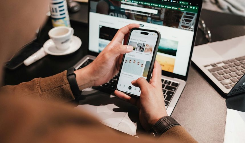 Çin’de gençlerin aşırı ve kontrolsüz internet kullanımına yönelik tedbirler konuşuldu